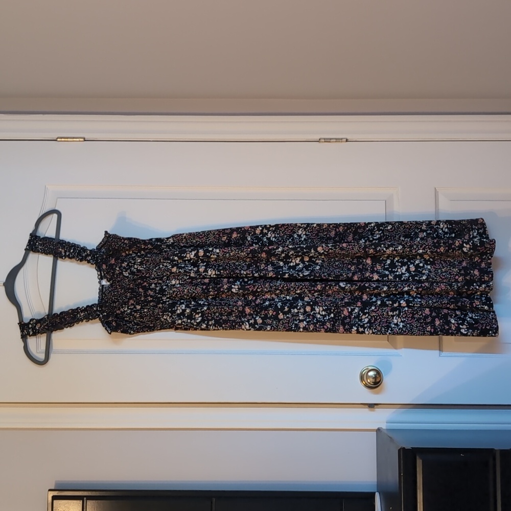 NWOT Guilty sun dress  flower pattern. Size L